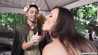 A nice picnic in the open air ended with blowjob