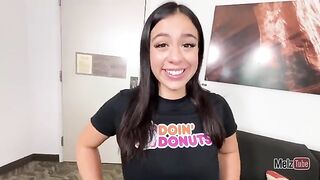 The man brought dessert to the young girl and received something special in return