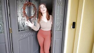 A hot mom is waiting for someone to appreciate her bed