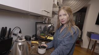 Instead of coffee in the morning, better offer from sexy girlfriend