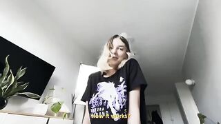 Show us how you use your mouth in sex