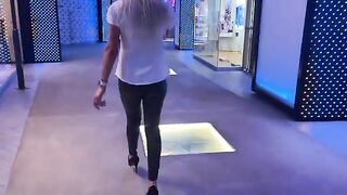 She is ready to do everything to make a sale in the mall
