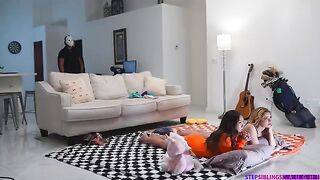 Every pussy is in action in this hot threesome scene