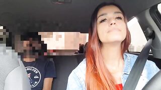 The hot girl agreed to have sex in the car with the driver