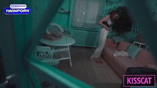 The more the guy moved, the more the hot stepmom was coming to him