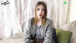 A psychologist helped a hot girl with her first experience, turning her face toward it and catching it all