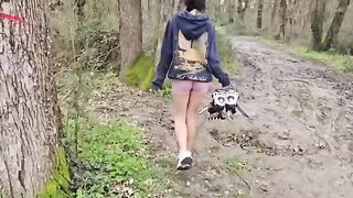 A cute petite girl risks sex in the woods and gets a cumshot