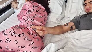 My best friend's girl gets fucked at home, she's very slutty and naughty