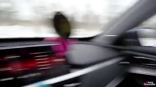 No money for taxi? No problem, pay in kind with a passionate blowjob!