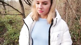 Petite Ava Monn risks getting caught for blowjob in the park