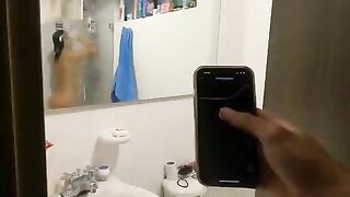 The girl with the vibrator tries not to cum in public challenge